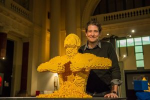 Oltre 1mln di Lego per più di 100 sculture: successo per Sawaya a Milano 